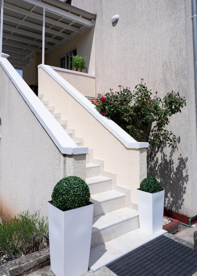 Luxury Mantinela Apartment มาลินสกา ภายนอก รูปภาพ